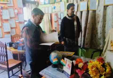 Visited by Sir Atul Prasad (I.A.S.), Commissioner, Tirhut Division, Muzaffa